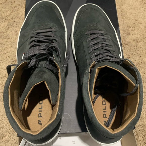 Piloti Apex Italian Suede Driving Shoes in Charcoal Gray - Picture 7 of 10